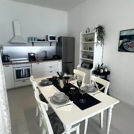 Luxury Lukas Apartman *