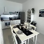 Luxury Lukas Apartamento *