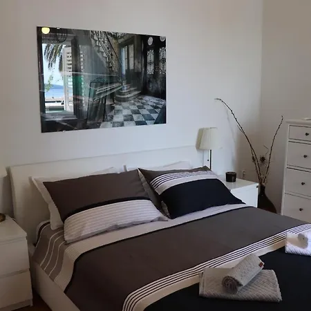 Luxury Lukas Apartamento *